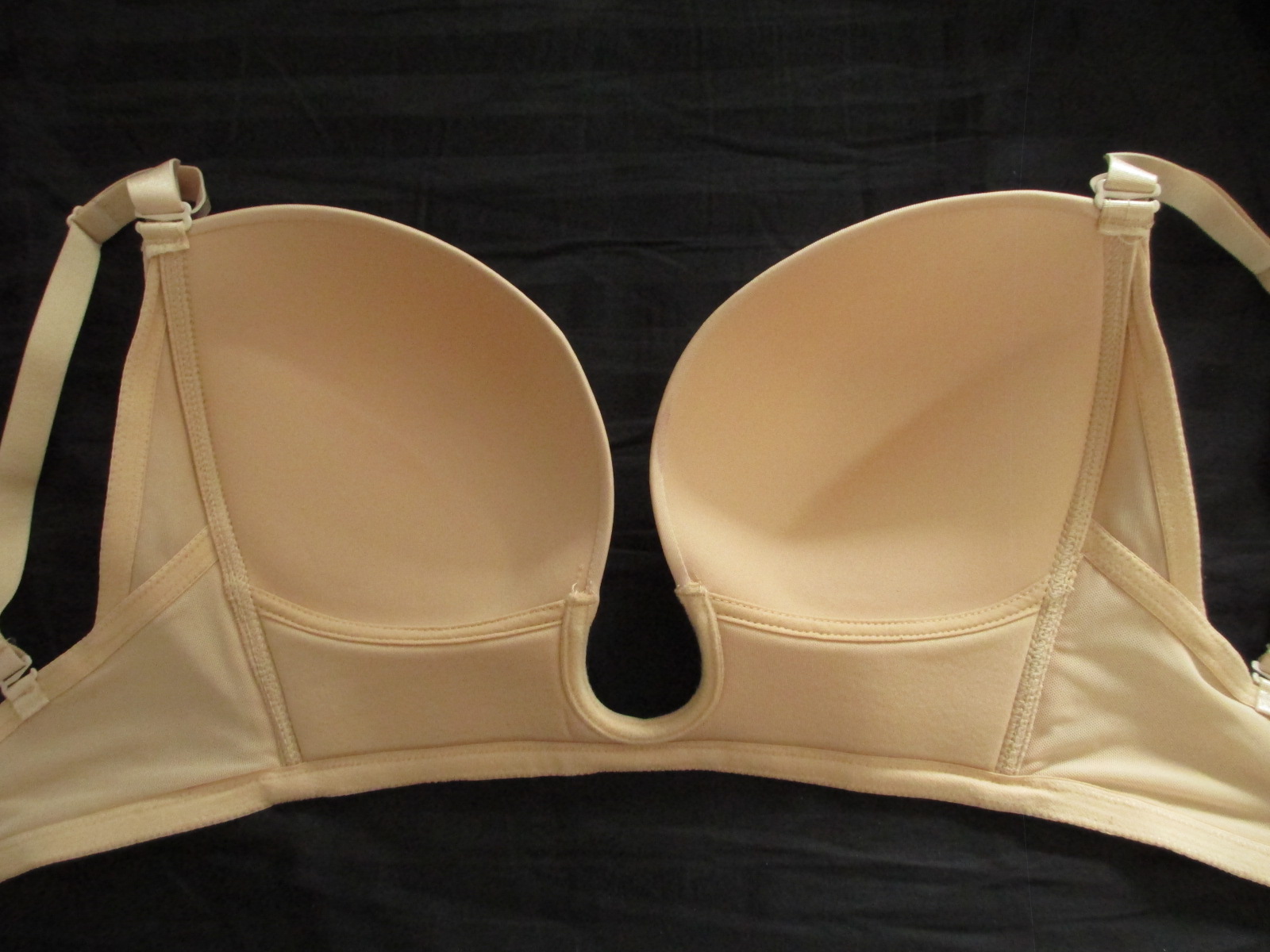Off the Rack ~ Reviewing The Natural “Plus Size Sexy Plunge Bra” –
