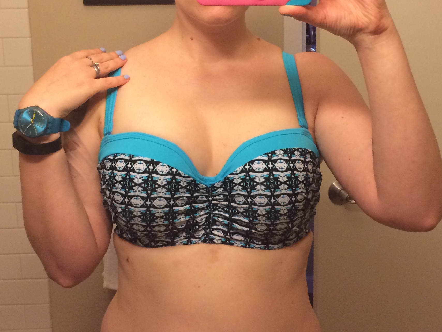 Curvy Kate Strapless Bra Luxe Review: 28GG - Big Cup Little Cup
