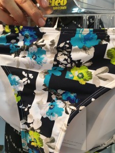 Bandeau swimwear doesn’t always agree with me but I might just have to try Suki for the print alone…or buy the bottoms and pair them with a plain black top.