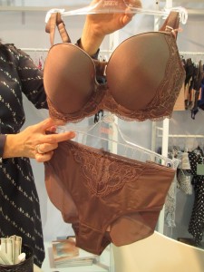 A brown bra! A rare find indeed. This is the Elise molded sweetheart bra in “Praline.” The lace is carefully attached only where it won’t show through thin fabric.