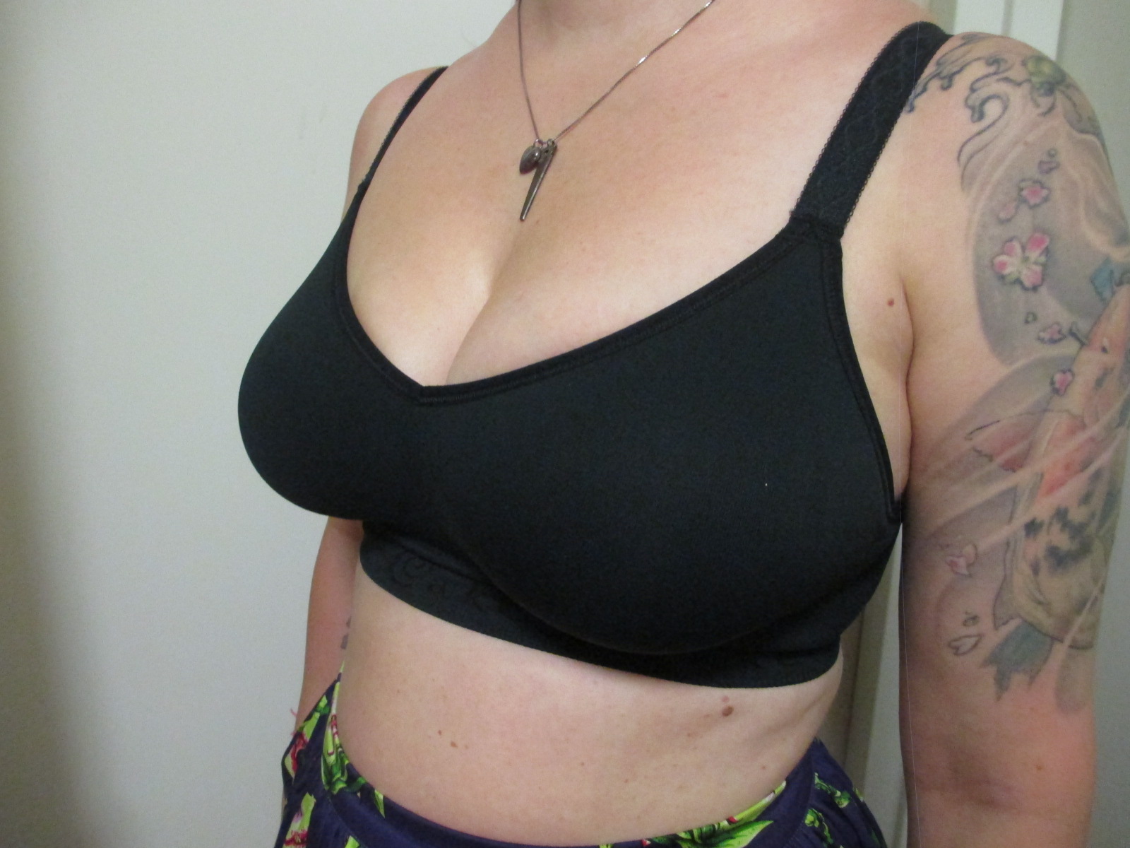 Sugar Candy Bra Unboxing! Extremely Comfortable Non-Wired Bras For Fuller  Bust!! 