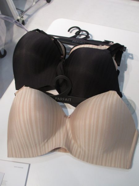 Parfait has embraced the wire-free trend with the padded Aline bra that goes up to G-cups (but inexplicably starts at 32-band instead of 30).