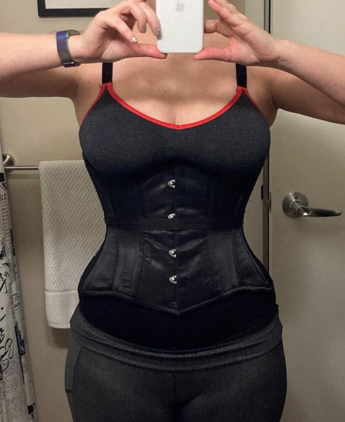 Orchard Corset - There are so many reasons to wear a corset! Steph wears  hers for support, while others wear them just for the look™️ Tell us below  why you wear a